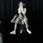 Lily Aldridge Instagram - We came to Rock 🤘🏽 @kingsofleon 02 Arena London