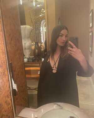 Lily Aldridge Instagram - 24 hours in Vegas ❤️‍🔥