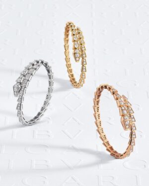 Lily Aldridge Instagram - Lily's wish list.
Bulgari global ambassador @lilyaldridge comes together with @bulgari to share her wish list for the festive season. Filled with luxurious items, the dreamiest gifts await you - helping you share more than a wish this holiday.
 
Lily Aldridge’s holiday season wish list features Serpenti Viper bracelets, Serpenti Tubogas watch, Serpenti Viper necklaces, Serpenti Viper rings, and Serpenti Forever crossbody bags.
 
#Bulgari #BulgariJewelry #BulgariWatches #BulgariAccessories #Serpenti #SerpentiViper #HolidaySeason #MoreThanAWish