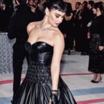Lily James Instagram - 🖤 The Met gala 2023 with the queen of make up @charlottetilbury 🖤 “350 hours of work from the petites mains in the atelier of @tamararalph to create this Couture look for @lilyjamesofficial Look Custom @tamararalph Jewels @debeersofficial @onlynaturaldiamonds MU @valeriaferreiramakeup using @charlottetilbury Hair @halleybrisker Nails @betina_goldstein Special thanks @tamararalph and @mohiebdahabieh “ @rebeccacorbinmurray I love these experiences and adventures with you every time. THANK YOU for your limitless attention to detail, creativity, love and great f-ing taste! @tamararalph UNREAL 🥹thank you xx #LilyJames #TamaraRalph #CharlotteTilbury #metgala #DeBeers #NaturalDiamonds #TheMetGala NYC