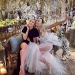 Lily James Instagram - Friends and fashion With the greatest @charlottetilbury ✨ Styled by 🧚‍♀️ @rebeccacorbinmurray Wearing @rodarte masterpiece Makeup @valeriaferreiramakeup Hair @halleybrisker Nails @michelleclassnails Jewells - @boucheron @onlynaturaldiamonds Shoes - special @charlotteolympia Cinderella slippers ! 🤍 #britishfashionawards