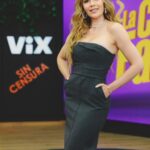 Lina Tejeiro Instagram - Resumen de la primera semana de #LaPrevia y el #AfterShow de @vix @lacasadelosfamososcolombia1 Ustedes que que team son? #TeamInfierno 🔥 😈 o #TeamCielo ⛅️ 😇 Los leo 👀 👇🏻 📸 @waltergomezurrego