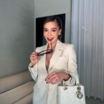Lina Tejeiro Instagram - Aun no aterrizo en la realidad, ver este sueño realizado me tiene extremadamente feliz. 🥹 Estoy llorando. 🥹