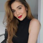 Lina Tejeiro Instagram - Una miradita coqueta ❤️