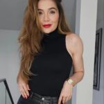 Lina Tejeiro Instagram - Una miradita coqueta ❤️