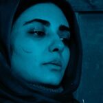 Linda Kiani Instagram - 🩸 من کشتمش! . کمتر از دو روز مانده تا قسمت دوم «خون سرد» . سریال «خون سرد» را هرجمعه ساعت ۱۲ ظهر از فیلم‌نت تماشا کنید. . کارگردان:امیرحسین ترابی تهیه کننده:بهمن کامیار . . با ۲۰٪ تخفیف برای خرید یا تمدید اشتراک از تماشای فیلم‌نت لذت ببرید . . . @filmnet.official @filmnetnews @khoonsard_series . . . . #فیلم_نت #خون_سرد