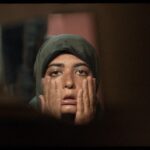 Linda Kiani Instagram - . انتشار نخستین تصویر از شهید بهشتی در فیلم سینمایی «ضد» همزمان با سالروز حادثه هفتم تیر، نخستین تصویر سینمایی از #شهید_بهشتی و بازنمایی حادثه انفجار دفتر حزب جمهوری در فیلم سینمایی «#ضد» دومین ساخته #امیرعباس_ربیعی به تهیه‌کنندگی #محمدرضا_شفیعی رونمایی شد. «ضد» به قلم حسین تراب‌نژاد یک درامِ سیاسی است که داستان یک عشق را در دلِ حوادث سیاسی روایت می‌کند. این فیلم سعی کرده حوادث پرالتهاب زمستان ۵۹ تا تابستان ۶۰ ایران را به نمایش بکشد. مهدی نصرتی، لیلا زارع، لیندا کیانی، نادر سلیمانی، مهشید جوادی، مجید پتکی، روزبه رئوفی، عماد درویشی، شیرین آقاکاشی و امین خانی بازیگران اصلی این فیلم هستند. فیلم‌ سینمایی «ضد» برای نخستین بار در چهلمین جشنواره فیلم فجر به نمایش درآمد و نامزد دریافت ۷ سیمرغ و برنده ۲ سیمرغ بلورین بهترین نقش مکمل مرد و بهترین طراحی صحنه شد. این فیلم تولید شده در موسسه فرهنگی هنری وصف صبا و محصول سازمان سینمایی سوره، بزودی به اکران عمومی خواهد رسید. ساخت تیزر: امید میرزایی @leilazare80 @_mehdinosrati_ @nadersoleimanii @lindakiani4 @mahshidjavadii @amirabbas_rabiei @mohammadraza_shafiei @vasfesaba @zed_movie_ @soureh_cinema