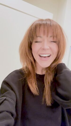 Lindsey Stirling Instagram - #eyeoftheuntoldher #hair #cowboycopper