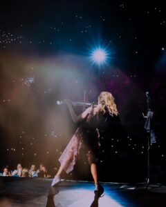Lindsey Stirling Instagram - This tour has been so magical. Thank you to all my fans who have been coming to the shows!! 📸 @itsalexlyon
