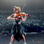 Lindsey Stirling Instagram - #audience #liveshow