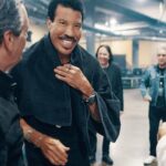 Lionel Richie Instagram - Shake it, like a Polaroid picture… 📸
