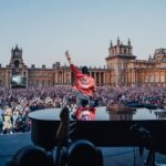 Lionel Richie Instagram - Day 1 - Blenheim Palace ⚡️- let’s do it again tomorrow 📷 @shotby__al
