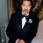 Lionel Richie Instagram - Some more moments …🤍 🎆