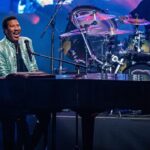 Lionel Richie Instagram - Summer Nights that feel like magic… ✨ 🎵 🌿 Photo: Ben Foster