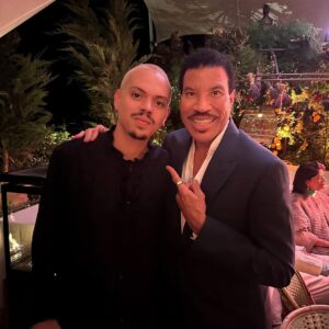 Lionel Richie Instagram - Some more moments …🤍 🎆