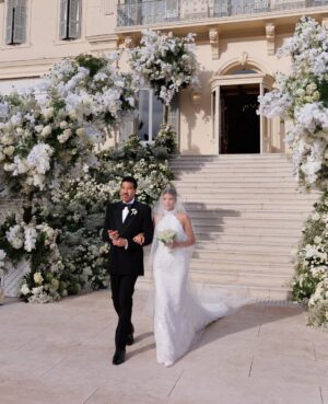 Lionel Richie Instagram - My little girl is all grown up and starting her own journey with the love of her life. You'll always be my little bird, but I'm so proud of the woman you've become. Endless Love to you and Elliot. 🤍 @sofiarichiegrainge  @elliotgrainge 

📷 @germanlarkin