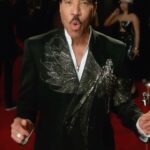 Lionel Richie Instagram - Coming in hot… 😂 @eentertainment & @enews #LiveFromE #grammys