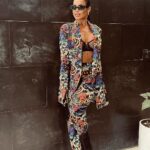 Lis Vega Instagram - SOY MÁS GUERRERA QUE PRINCESA, PERO POR NADA DEJARÍA CAER MI 👑 Att:LA REINA 👑 . Mi tiempo, mi mundo, mis reglas 📝 . #lapoetadelourbano #newmusic #comingsoon #newmusic #myflow by @mary_queen_fashion @mary_queen_fashion2 #boutique #miami ❤️ #flow #fashion #womansstyle #womanspower #mystyle #nevergiveup #actriz #cantante #celebrities #latina #cubana #mexicana 𝓜𝔂 𝓵𝓲𝓯𝓮