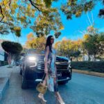 Lis Vega Instagram - EN EL CAMINO 🫶🏼 todo conecta todo tiene un propósito y los tiempos De Dios , las conexiones , las personas en tu presente , todo es un plan perfecto , lo que permanece , lo que se va , los momentos duros, las bendiciones, absolutamente todo es Magia llena de aprendizajes 🙌🏻 Gratitud infinita al universo por ser , respirar , estar , amar, sanar , sonreír, llorar , disfrutar , conectar , APRENDER , VIVIR 🫶🏼♾️🙌🏻 #vibes #onedayatatime #gratitud 🙌🏻 . . #Lapoetadelourbano #myflow . . @yaramgroup los mejores 🫶🏼🇲🇽 #camionetasdelujo #mexico #top #elite #renta 🙌🏻 Mexico City, Mexico