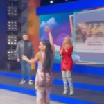 Lis Vega Instagram - Siempre es un placer estar en el @programahoy y compartir con todos ,gracias por el apoyo ♾️🙌🏻🫶🏼 @andy___rodriguez #produccion 🫶🏼 MI ADMIRACIÓN PARA TODOS 🫶🏼 #promocion @mquienbailamx 21 de enero por @canalestrellas @televisa 🇲🇽🙌🏻🫶🏼🇨🇺 #actriz #cantante #latina #cubana #mexicana @rubenrojasmanager 🫶🏼 #reality #baile #mexico #danza Televisa San Ángel