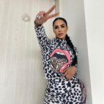Lis Vega Instagram - 👅🤑🤪 #haters 🔥 Mis más grandes maestros de cómo no deseo jamás vibrar 🙌🏻♾️ La opinión es tuya pero la vida es mía. SER Y DEJAR SER 🫶🏼 #nevergiveup 🪐 #lapoetadelourbano #myflow @mystikactivemx 🫶🏼♾️ 𝓜𝔂 𝓵𝓲𝓯𝓮