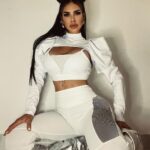 Lis Vega Instagram - 🤍 In my world there are only paths full of possibilities, learning, love, good energy, light and high vibrations. #nevergiveup #newmusic #comingsoon #lapoetadelourbano #myfoow by @mystikactivemx #newcollection 🤍 𝓜𝔂 𝓵𝓲𝓯𝓮