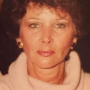 Lisa Kudrow Instagram - My beautiful mother…
#happymothersday
@juls_magewls