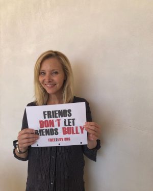 Lisa Kudrow Instagram - I stand up to #bullying. Do you? I challenge you to join me and @Free_2_Luv and let the world know #FriendsDontLetFriendsBully. Print your own sign. Link in @Free_2_Luv bio. #ENDbullying