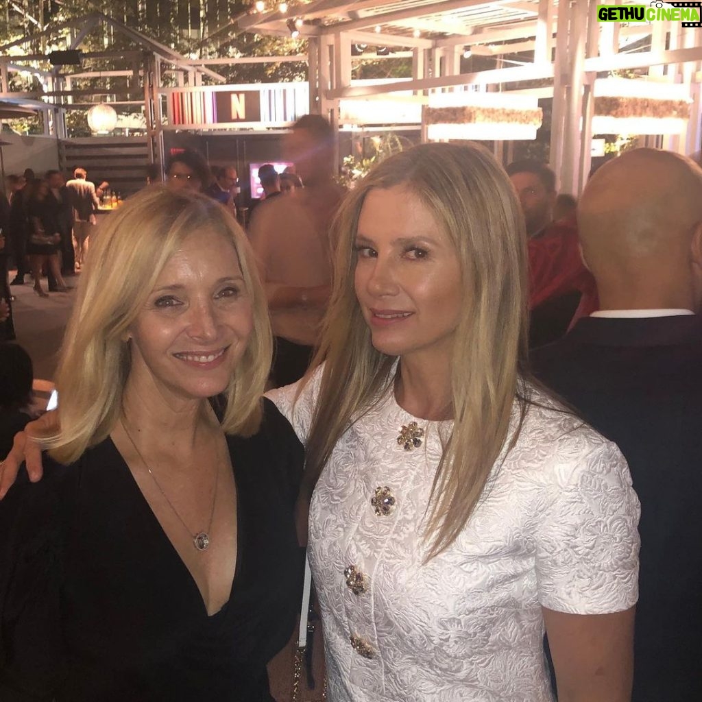 Lisa Kudrow Instagram - Most thrilling moment for me at a party EVER! Genuinely GOOD person @mirasorvino see you soon 🥰😍