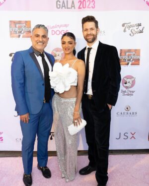 Lisa Vanderpump Instagram - Thank you to all of our friends who came out to support our @Vanderpumpdogs Foundation Gala, by helping us raise the funds and bring awareness to our cause, so that we can save more puppies! Thank you @jon_lovitz @lalakent @steveo @garcelle @twschwa @itsjameskennedy @allylewber @mrjerryoc @rebeccaromijn @jljefflewis @heathermcdonald @rezafarahan @gg_golnesa @theadamneely @nickviall @leeannelocken @peter_madrigal 

And our wonderful Sponsors: 
@eatplaytopangasocial @realrobertearl @poshpuppy @bravotv @evolutionusa @flyjsx @caesarsentertainment @dailymail @minnidip @bubbles @justfoodfordogs @loyolahigh @lovegevity @emmyperryxo @billyrodriguez675 @travisaustincustoms @dogmomlifestyles 
@shadypaws

#vanderpumpdogsgala2023