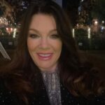 Lisa Vanderpump Instagram - I wanted to match the Xmas tree😂