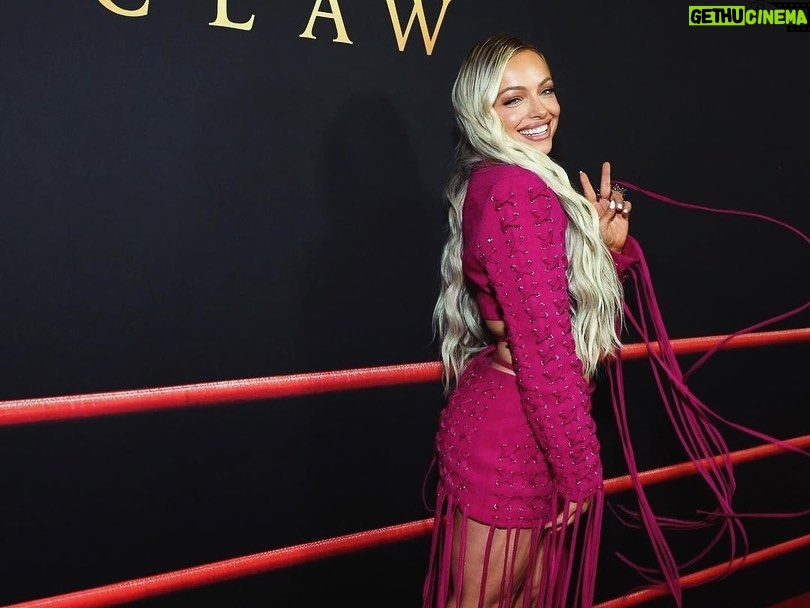 Liv Morgan Instagram - What a film 👏💐 @ironclawmovie Thank you guys for having me @a24 @wwe 🫶 & thank you to the Von Erich family for sharing their story. I’m not usually one without words, but this movie left me speechless. Go see The iron Claw 12/22 ✨