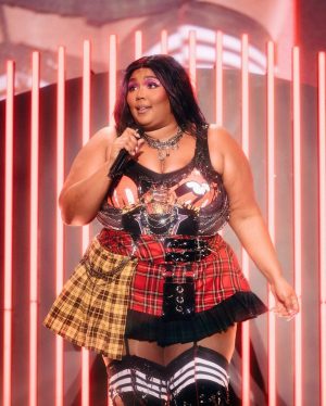 Lizzo Thumbnail - 353.9K Likes - Most Liked Instagram Photos