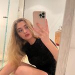 Lizzy Greene Instagram - lightbeamers✨🌟⚡️*.•:*