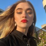 Lizzy Greene Instagram - Went to see dream girl @annacathcart premiere her new show😇🐈‍⬛🩷 it’s rare to bond with someone practically overnight, but that’s def what happened here. i’m so proud of the things you will accomplish girl - go watch xoxoxoxoxox kittyyyy this may!! (and come back to la more often🤍)