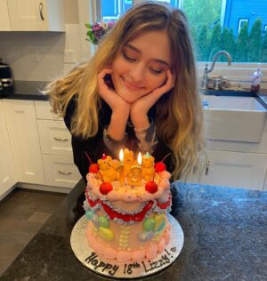 Lizzy Greene Thumbnail - 668.5K Likes - Most Liked Instagram Photos