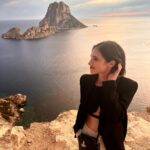 Lodovica Comello Instagram - Eeeeehhhh Ibiza Ibiza…..❤️‍🔥