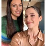 Lodovica Comello Instagram - Tenetevi forte perché mercoledì #lasciugona spalanca le porte alla prima ospite della stagione! (E che ospite 😍) Grazie di cuore @paolaturani, sapevo di poter contare su di te per asciugare come si deve 💞 P.S. Adesso però ditemi chi è il simpaticone che ha fatto quel montaggio sulla seconda foto e ha aggiunto uno sgabellino sotto ai miei piedi per farmi sembrare molto più bassa di Paola! CHI È STATO? Eh??! Milan, Italy