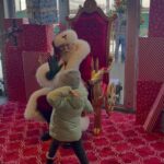 Lodovica Comello Instagram – High five, Santa! 🙌🏻 New York City , America