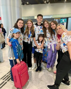 Lorena Queiroz Instagram - Bora pra Disney!!!!! Chegou nosso dia tão especial!!!