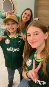 Lorena Queiroz Instagram - @palmeiras Campeão com direito a dancinha!!!