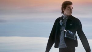 Louis Partridge Instagram - Prada this one🖤

Holiday Campaign shot by the legend @_glen_luchford 🤍

#PradaHoliday21