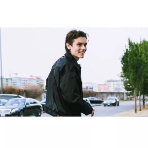 Louis Partridge Instagram - 🖤 Watching from the sidelines is far less stressful than walking, as you can tell by my elated expression. Thanks for having me back Prada, was a blast
