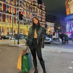 Lovi Poe Instagram – Finally on holiday mode so last minute shopping it is 😜 London, United Kingdom