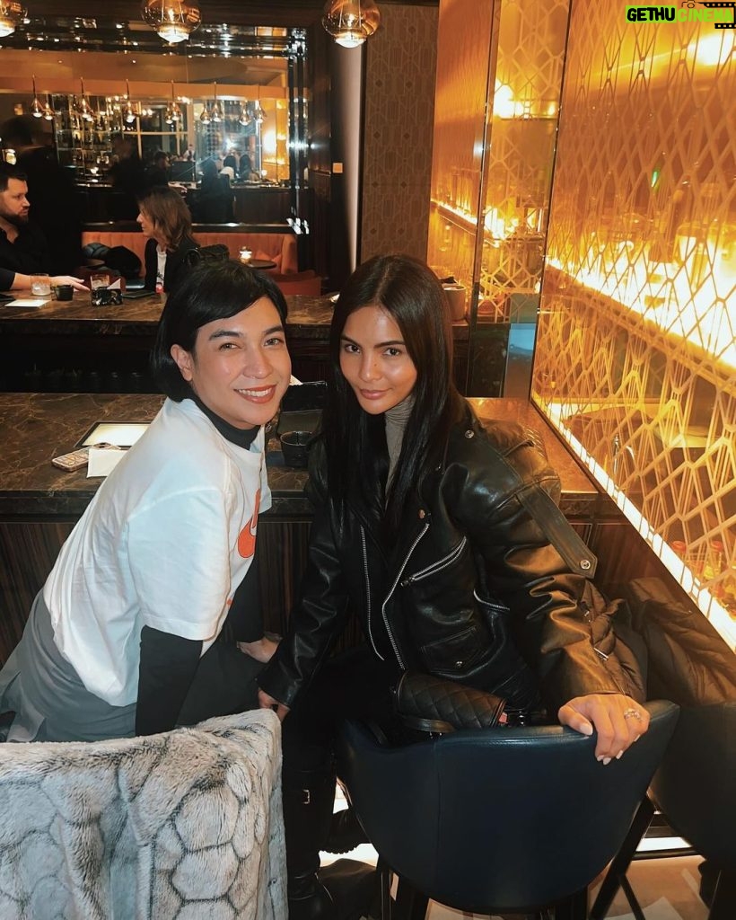 Lovi Poe Instagram - Christmas catch up with @titsermila ♥ London, United Kingdom