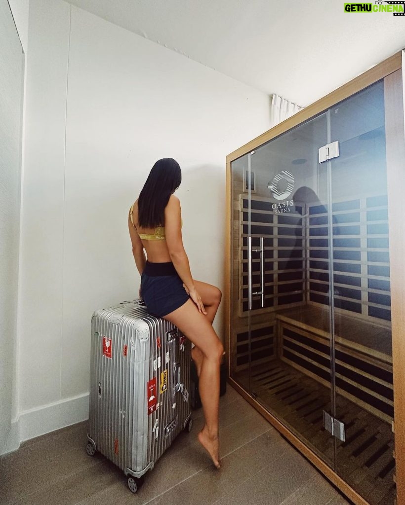 Lovi Poe Instagram - How to bring you with me everywhere I go? 🥲 If only my compact sauna could fit in my suitcase…LOL! I miss it so much already…such a great way to unwind, relax and detox ♥ @oasissaunaph