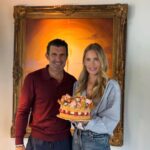 Luís Figo Instagram - Happy birthday 🎈🎂🥂🍰💛