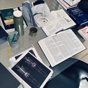 Luca Argentero Instagram - Dettagli di scenografia…

“Non sto piangendo, mi è solo caduta un’Alba in un occhio…” cit. 

#Doc3 #workinprogress