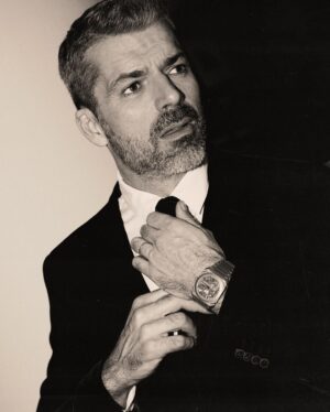 Luca Argentero Instagram - Just in time for Sanremo @bulgari #adv #bulgariwatches #octo #octofinissimo