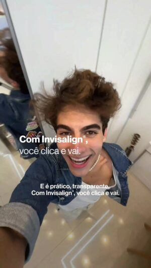 Lucas Burgatti Instagram - O @burgattilucas deu o recado: Invisalign® não é apenas um alinhador, é a chave para a transformação do seu sorriso com mais planejamento, praticidade e cuidado.

Quem usa sabe que, com ele, o tratamento vai muito além de alinhar os dentes! Está esperando o que para começar sua jornada dos sonhos? 💙🦷

🔗 Acesse agora o link da bio e encontre um Invisalign® Doctor! #ClicaEVai